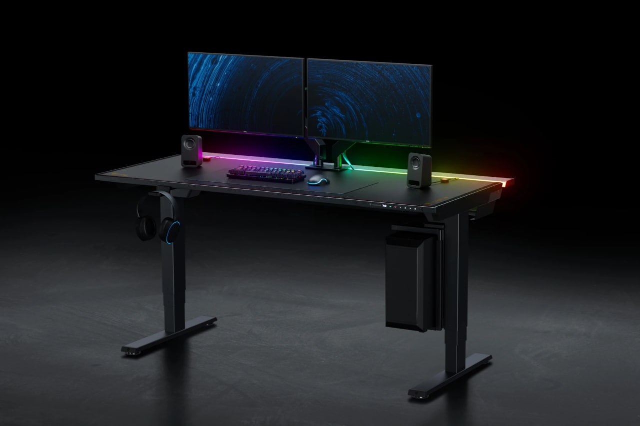 Read more about the article Top 7 Adjustable Desks for Gaming in 2024